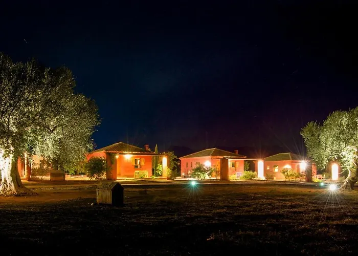 Eumelia Organic Agrotourism Farm 酒店 Goúvai